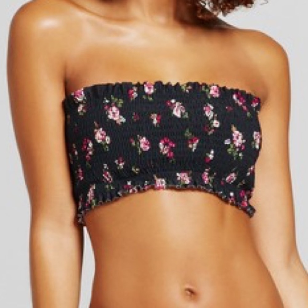 black strapless bikini top